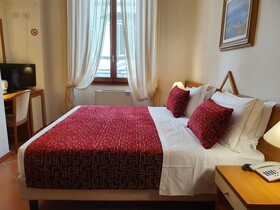 Hotel Maxim Axial