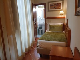 Hotel Maxim Axial