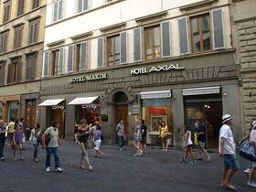 Hotel Maxim Axial