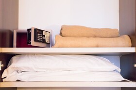Hotel Maxim Axial