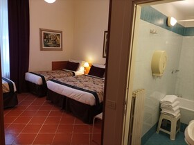 Hotel Maxim Axial