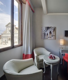 Hotel Rosso 23