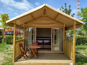 hu Firenze camping in town