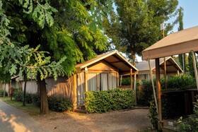 hu Firenze camping in town