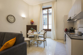 Iris Apartments