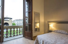 Iris Apartments