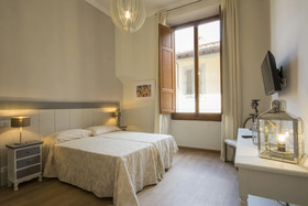 Iris Apartments