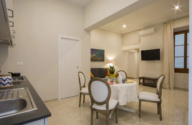 Iris Apartments