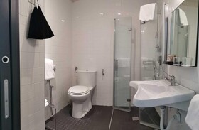 Joy Hotel