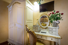 Katti House Bed & Breakfast