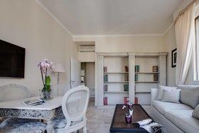 Kometa Suites & Apartments