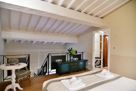 La Croce D'oro Apartments