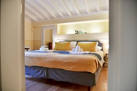 La Croce D'oro Apartments