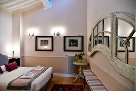 La Croce D'oro Apartments