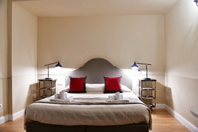La Croce D'oro Apartments