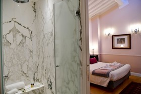 La Croce D'oro Apartments