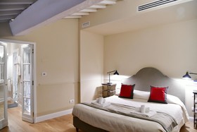 La Croce D'oro Apartments