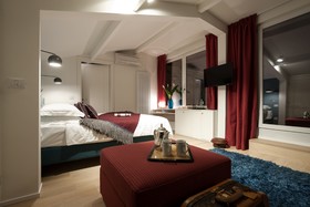 Lorena Suites & Apartments
