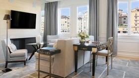 Lungarno Luxury Apartments - by Lungarno Collection