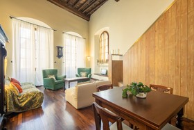 Maggio Art Apartments