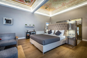 Martelli 6 Apartments