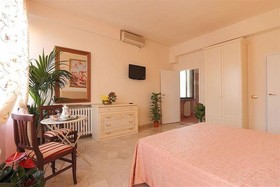Arcadia GuestHouse