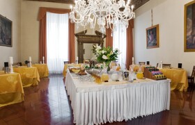 Palazzo Magnani Feroni