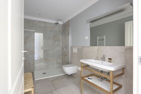 Pauline Suites