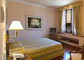 Hotel Pierre