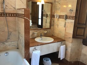 Hotel Pierre
