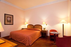 Hotel Pierre