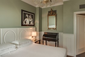 Plaza Hotel Lucchesi