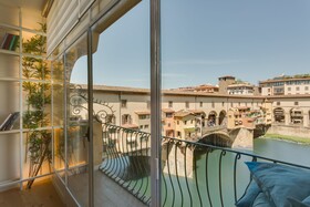 Ponte Vecchio Balcony
