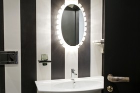 Porcellino Gallery Art Boutique B&B