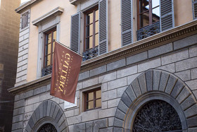 Porcellino Gallery Art Boutique B&B