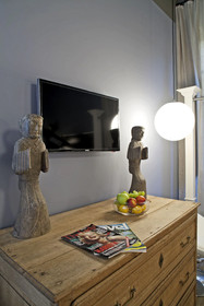 Porcellino Gallery Art Boutique B&B
