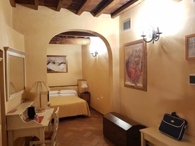 Porta Faenza