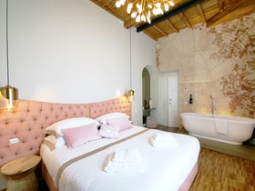 Renascentia Garden Relais