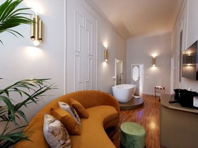 Renascentia Garden Relais