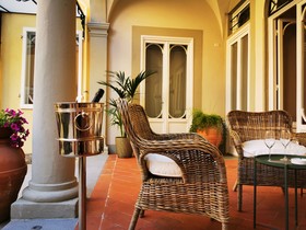 Renascentia Garden Relais