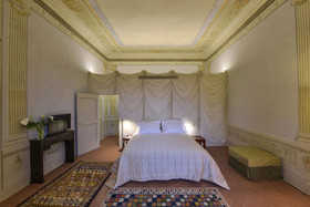 Residenza d'Epoca Torre Dei Lari
