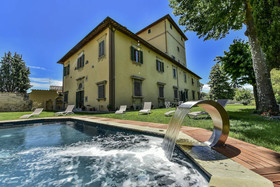 Residenza d'Epoca Torre Dei Lari