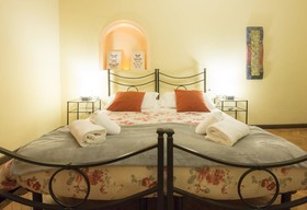 Ridolfi Guest House