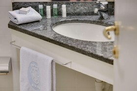 Rivoli Boutique Hotel