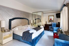 Rivoli Boutique Hotel