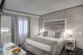 Rivoli Boutique Hotel