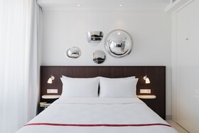 Ruby Bea Hotel & Bar