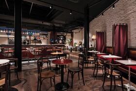 Ruby Bea Hotel & Bar