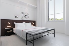 Ruby Bea Hotel & Bar