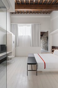 Ruby Bea Hotel & Bar
